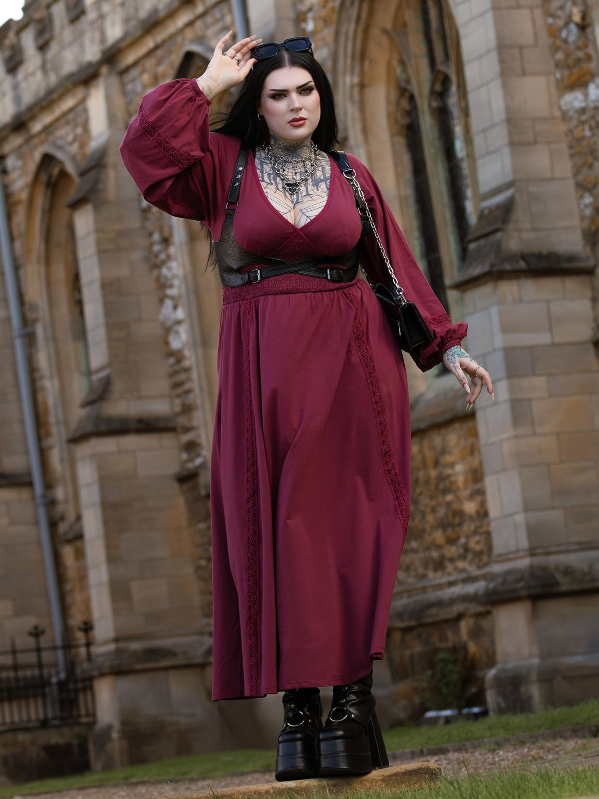 Skye Kleid mit Ballonärmeln und Spitzenbesatz - Burgundy