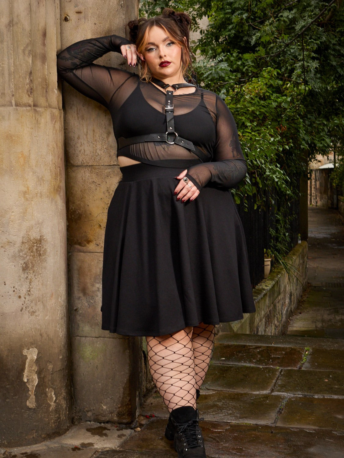 Cropped Mesh Top - Schwarz