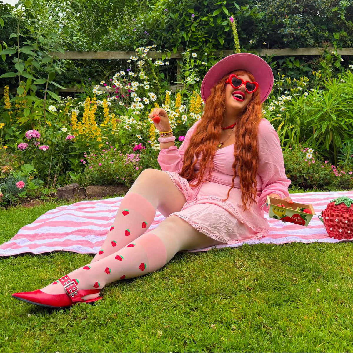 Erdbeer Mock Sock Strumpfhose – Pink