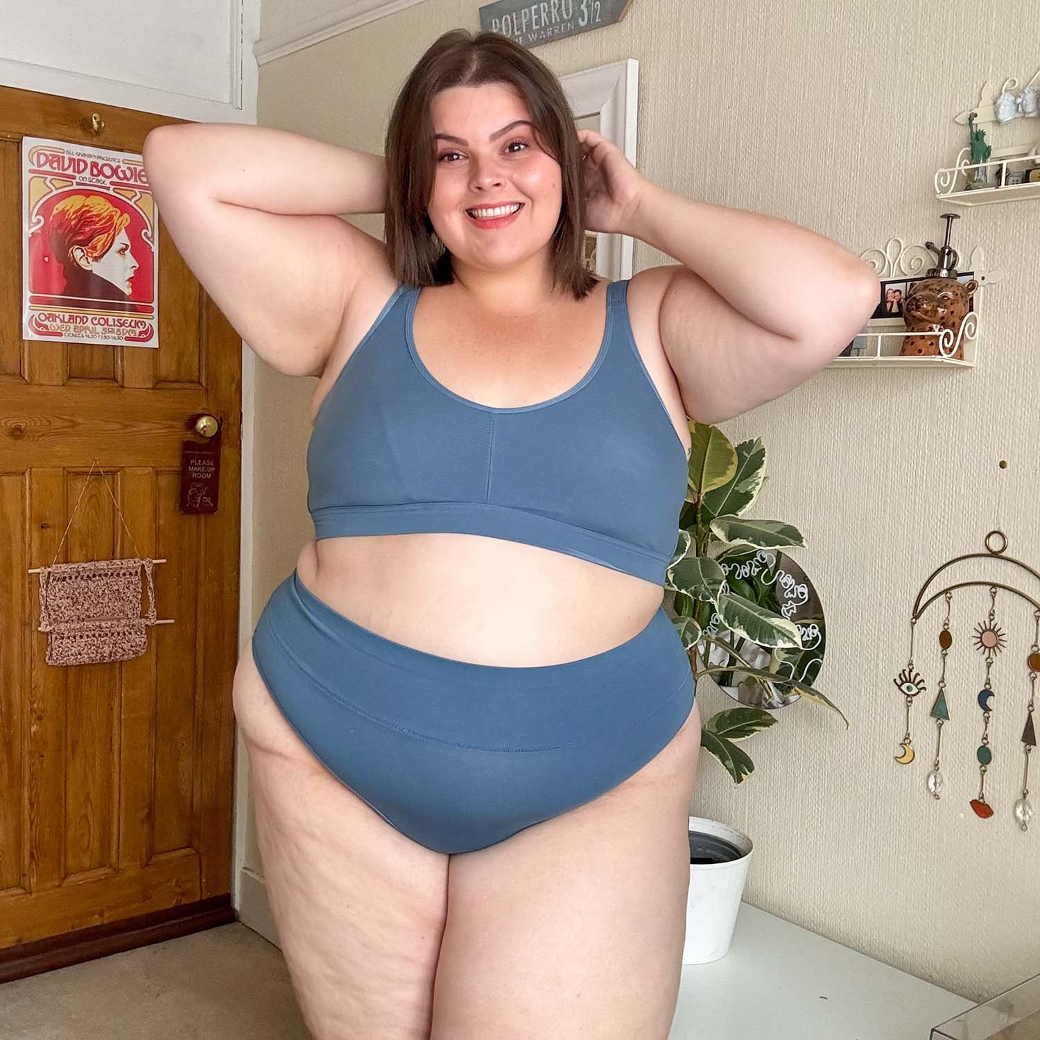 Jessica - Size F