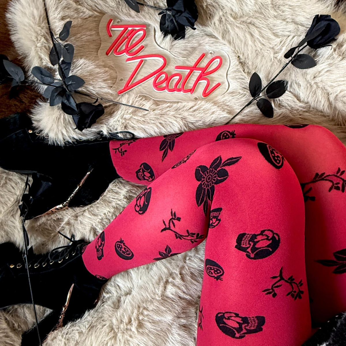 80 Den Blickdichte Strumpfhose - Danu Skull Flower - Blutrot