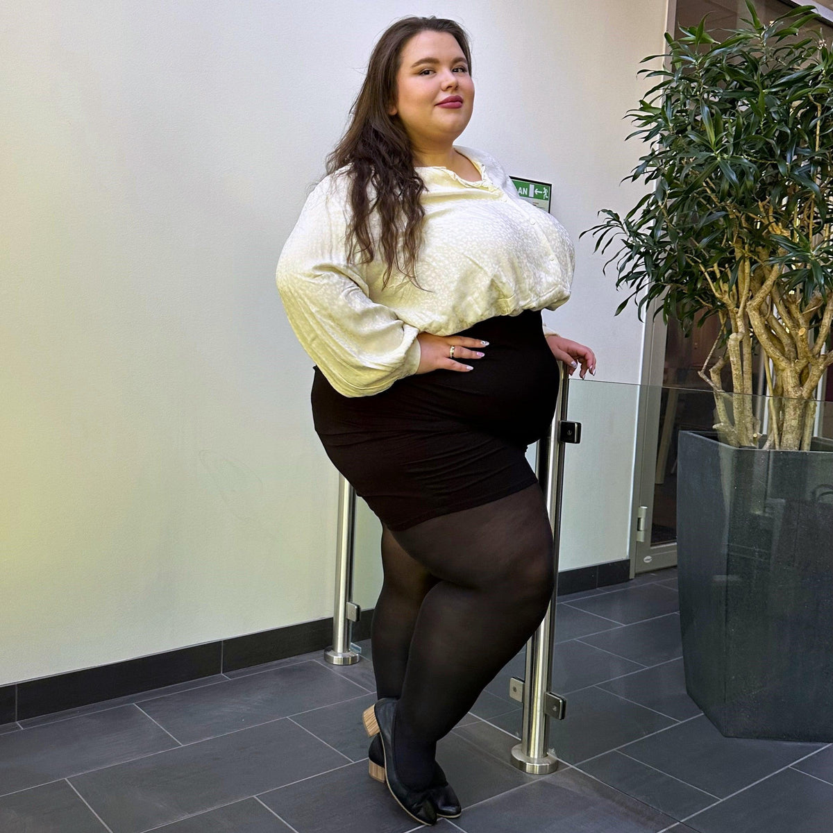 Huggy Light Support Tights - Svart