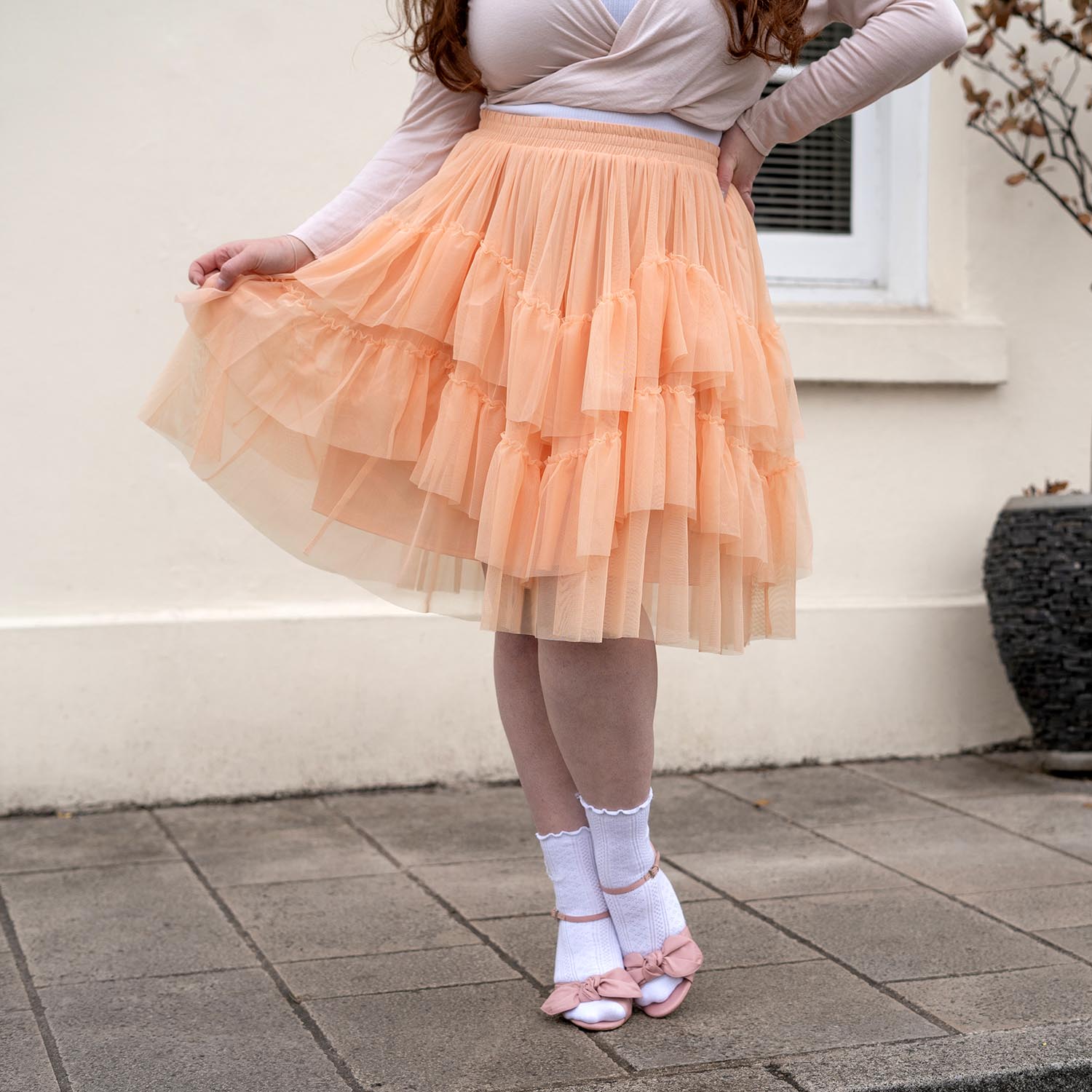 Nicky, 5ft 5in / 165cm - Size E