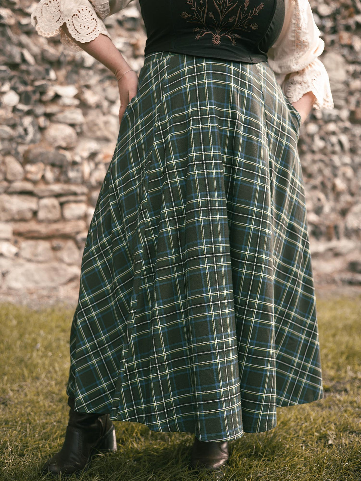 Islay Jersey-Maxirock in A-Linie - Green Tartan