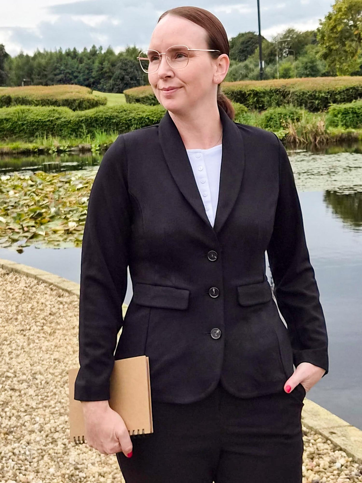 Geschneiderter Ponte-Roma-Blazer - Schwarz