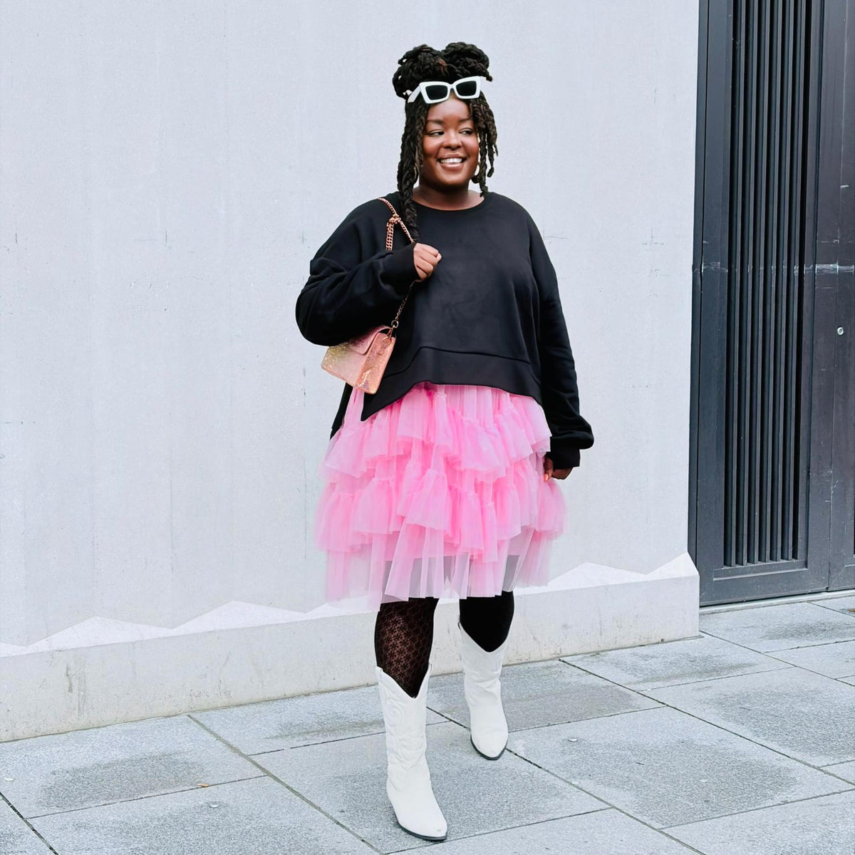 Teni - Size F