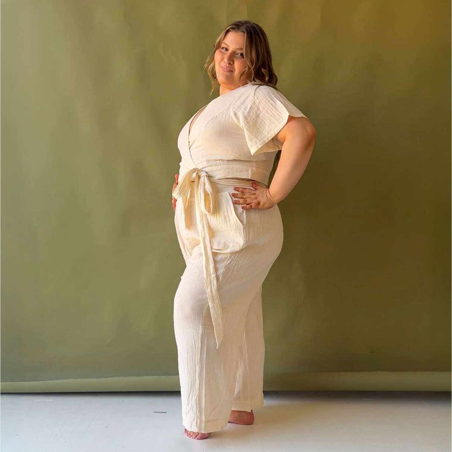 Noor Weite Hose aus Baumwoll-Musselin – Creme