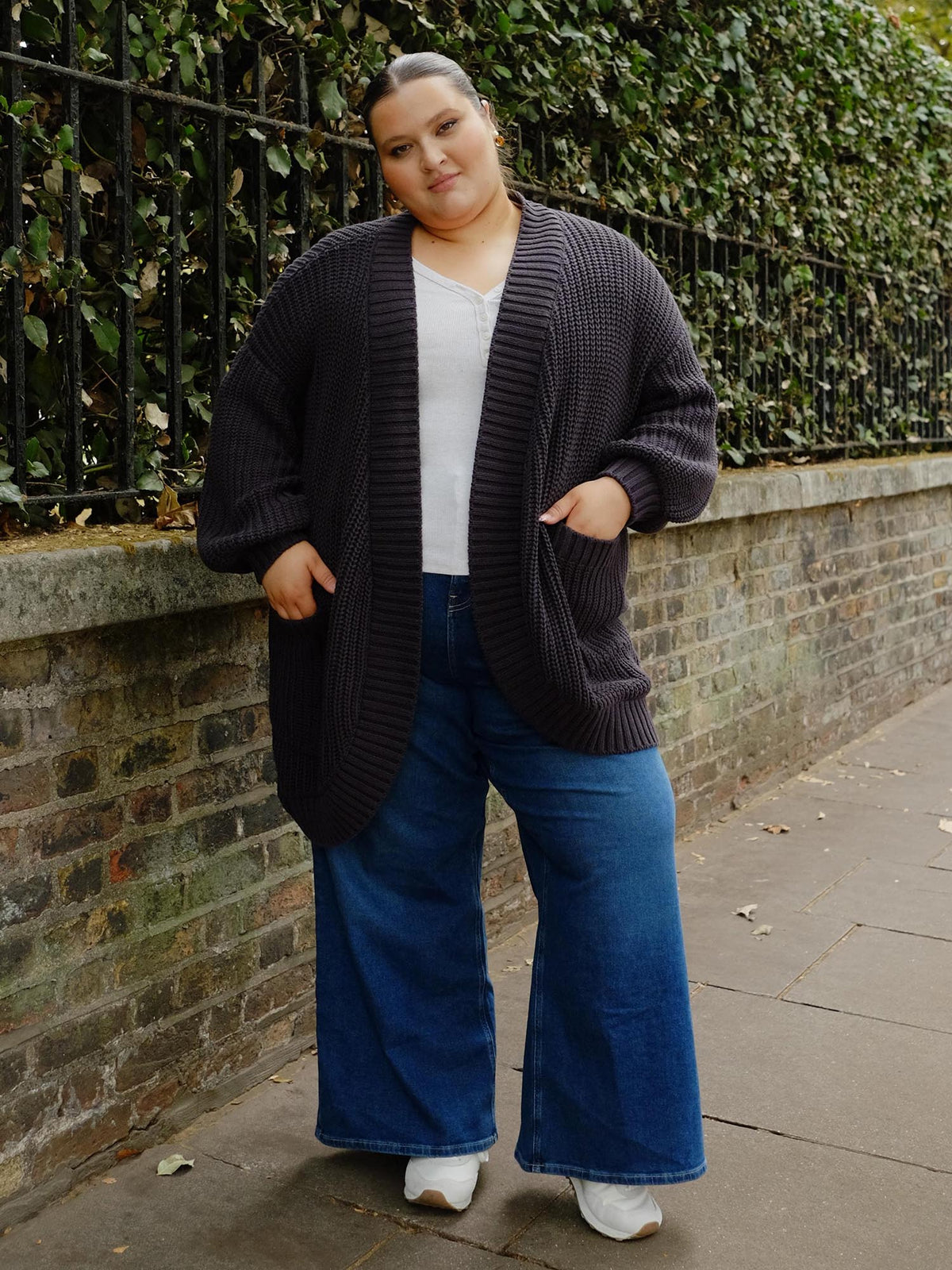 Chunky Baumwoll-Strickjacke – Anthrazit
