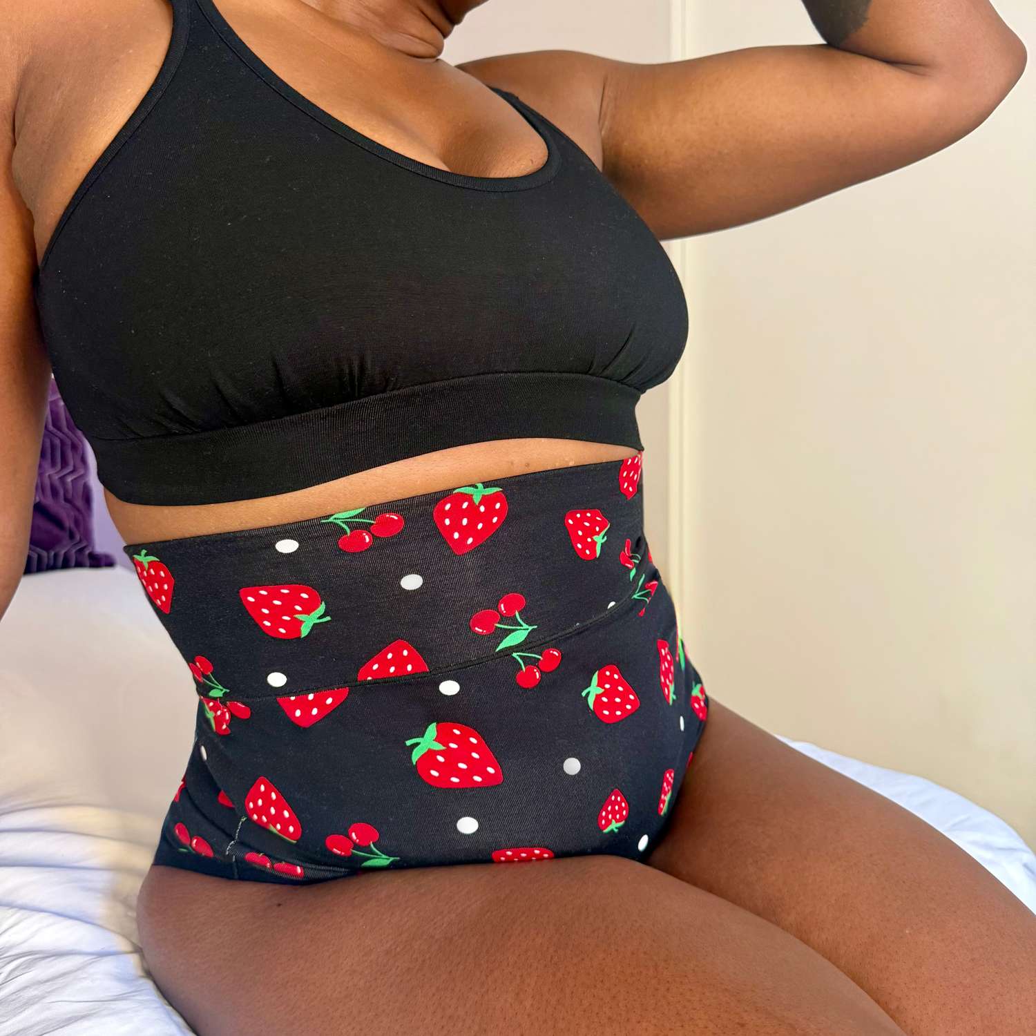 Fruity Super High Waist Slip – Schwarz