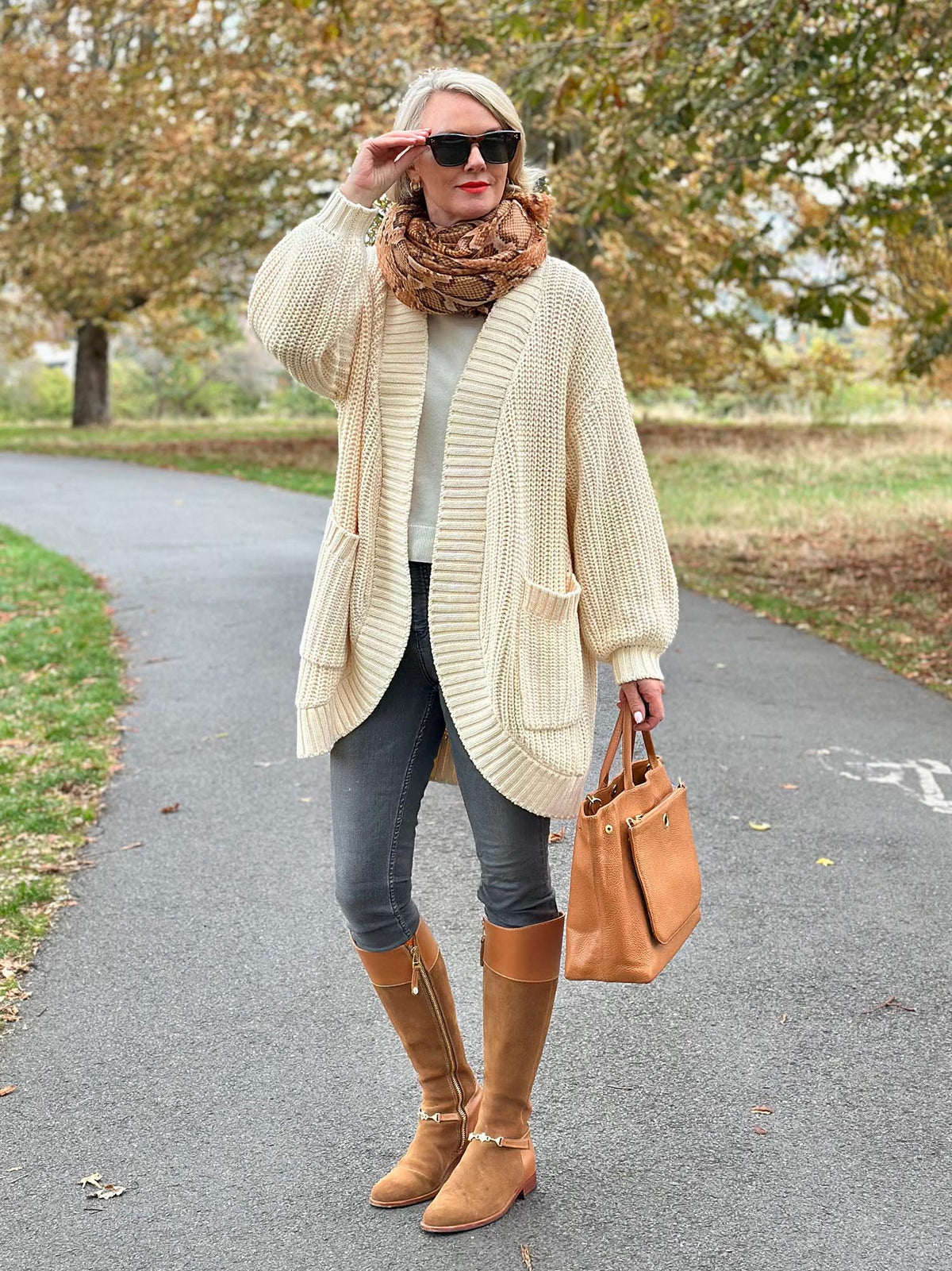 Chunky Baumwoll-Strickjacke – Creme