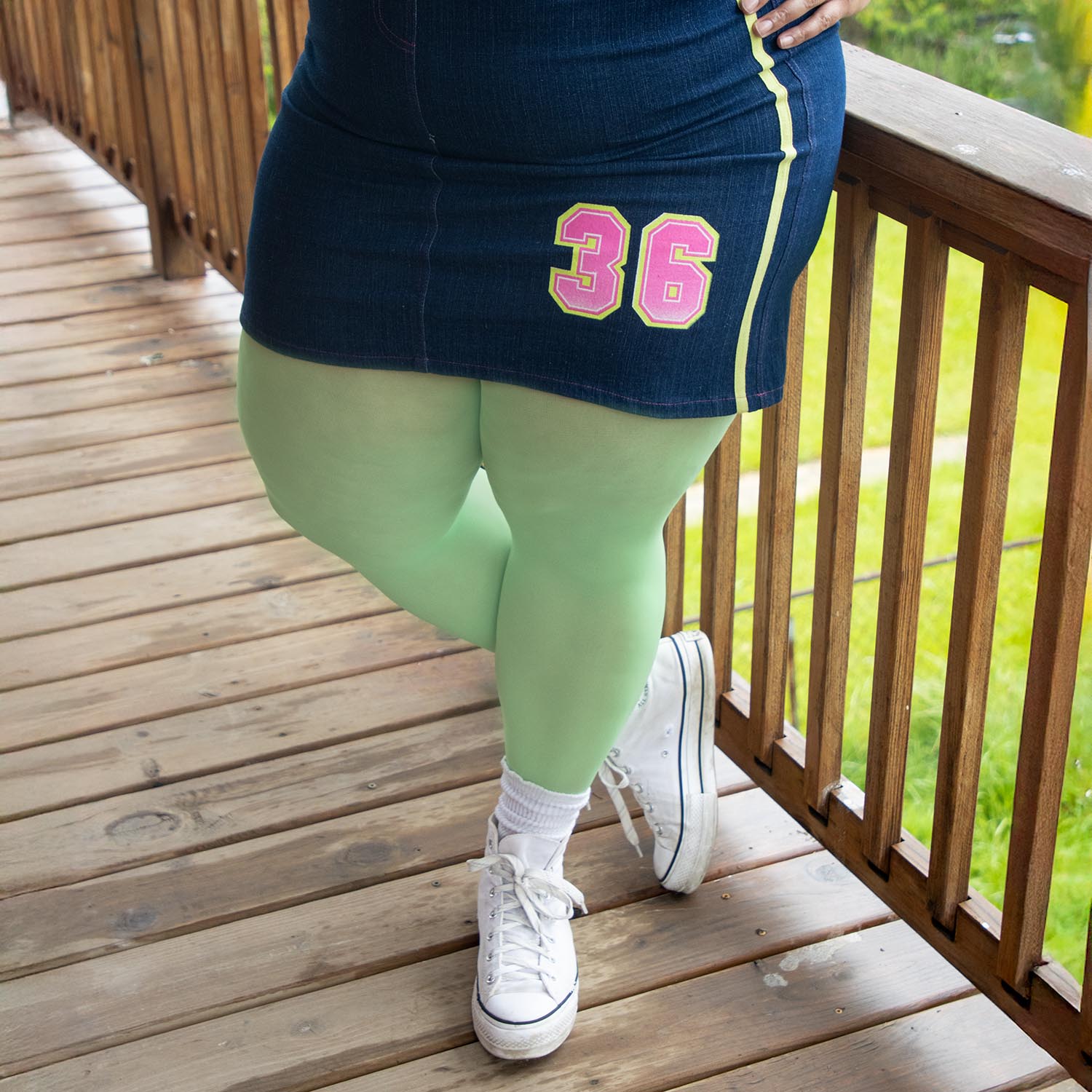 Larrissa - Size F