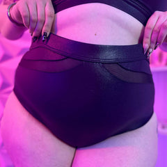 Dandy - Size 4 Full Cup Bra - Size F Briefs