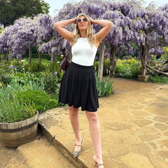 Toni, 5'7" - Size D